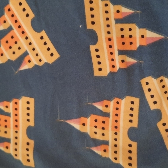 Lularoe sandcastle castle leggings one size - Picture 2 of 4